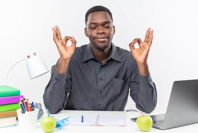Comment maîtriser ses émotions pour devenir un entrepreneur plus fort en Haïti